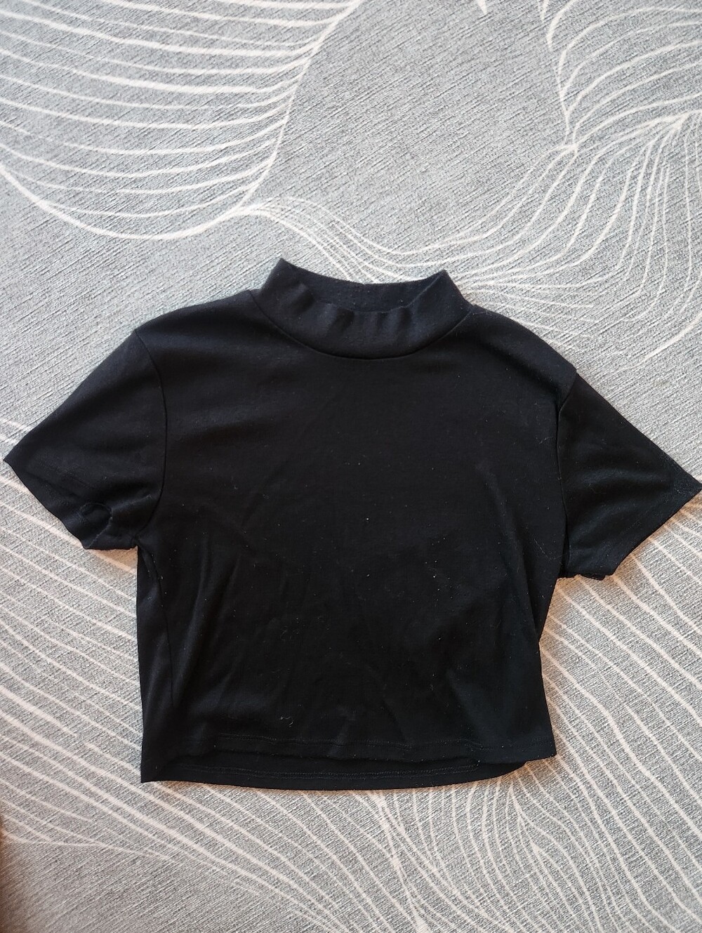 Forever 21 Black Mock Neck Cropped Top